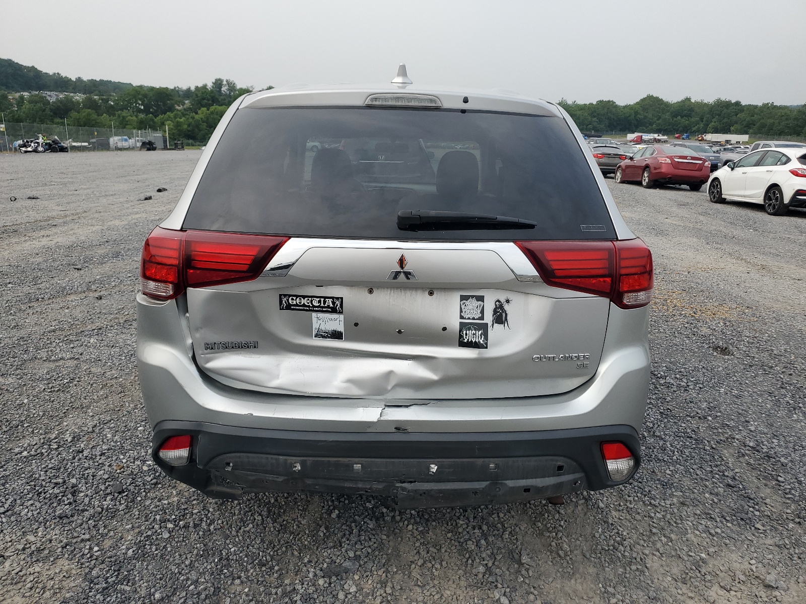 JA4AZ3A38KZ043627 2019 Mitsubishi Outlander Se