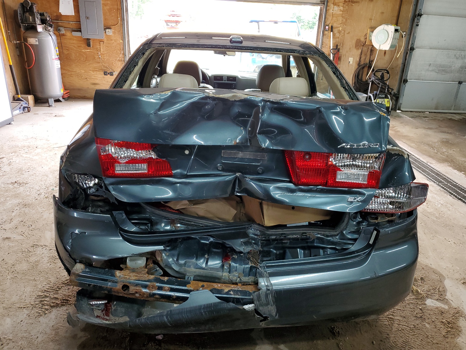 1HGCM568X5A110164 2005 Honda Accord Ex