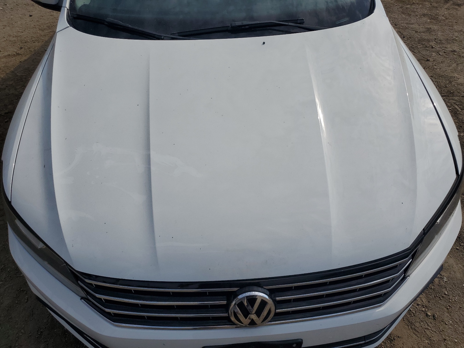 1VWBT7A31HC025482 2017 Volkswagen Passat Se