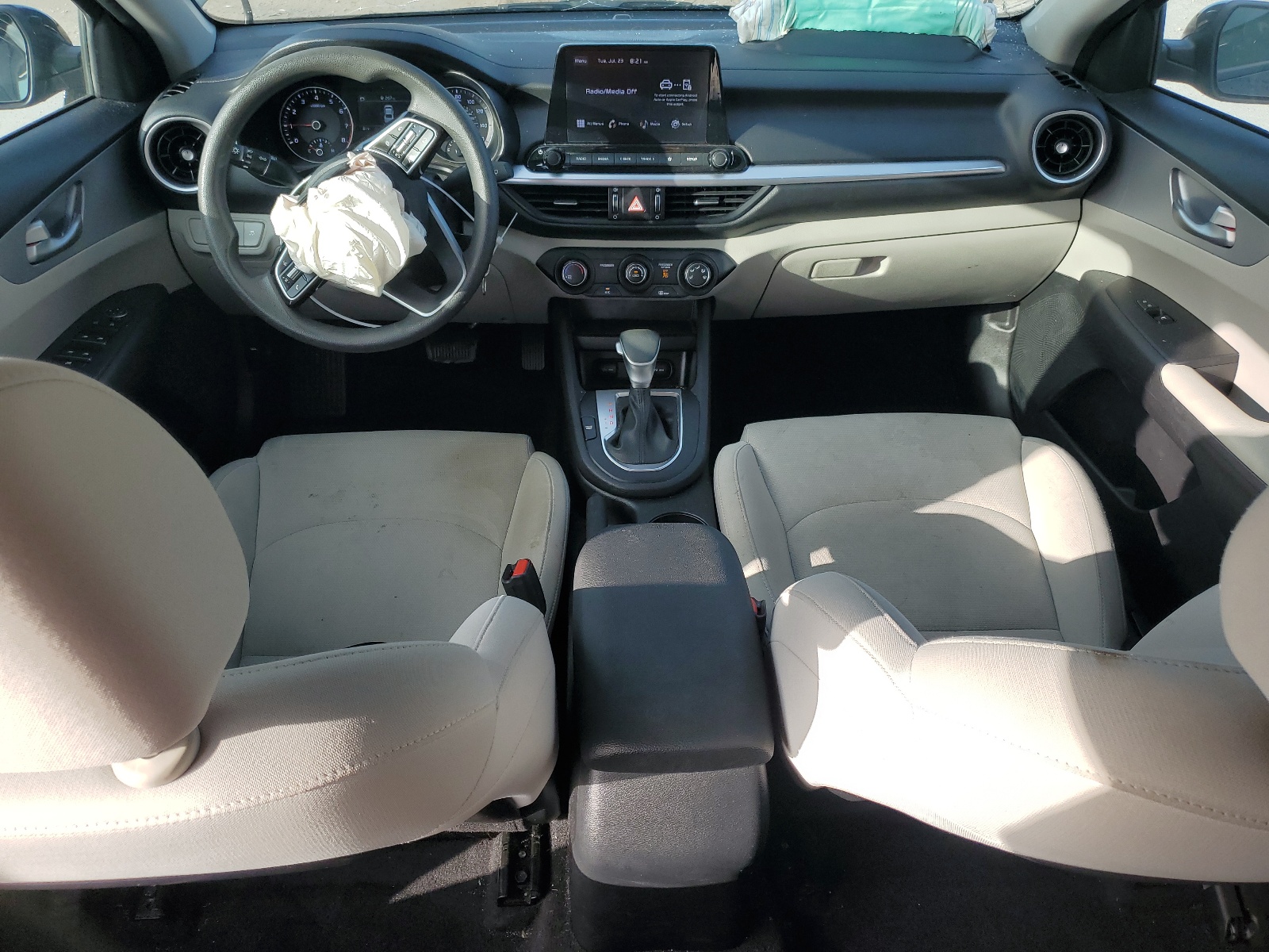 3KPF24AD2NE475631 2022 Kia Forte Fe