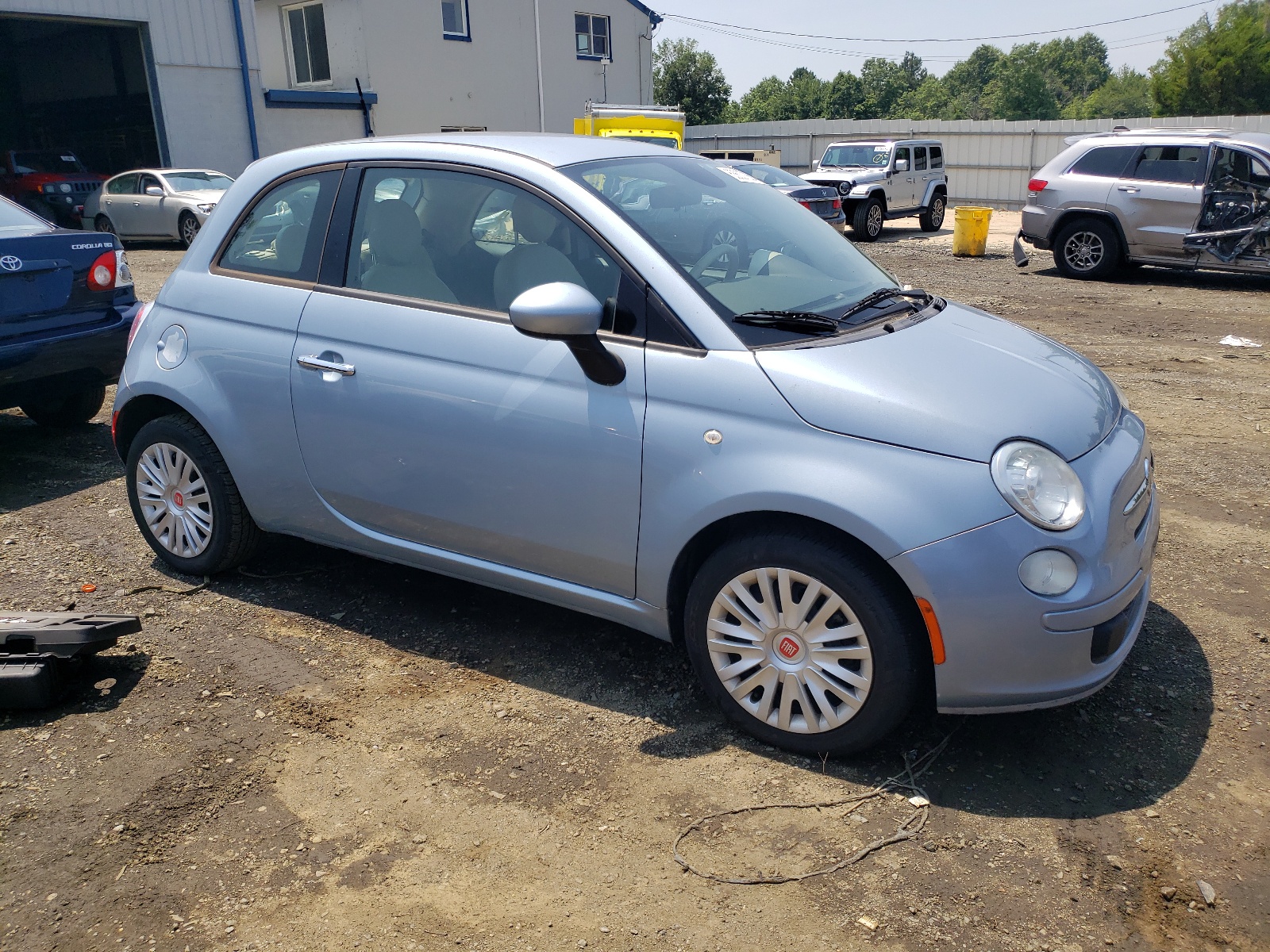 2014 Fiat 500 Pop vin: 3C3CFFAR8ET187076