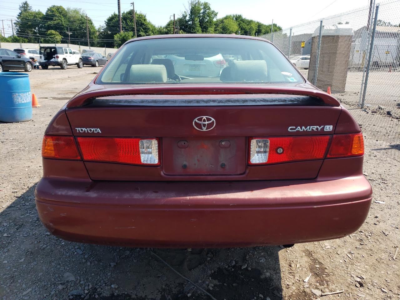 2000 Toyota Camry Ce VIN: 4T1BG22K8YU998493 Lot: 62642374