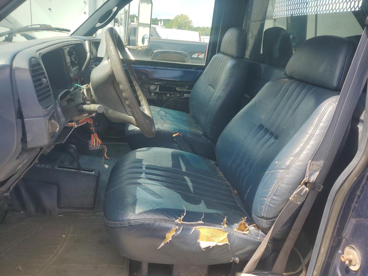 1999 Chevrolet Gmt-400 K3500 VIN: 1GBJK34F2XF076667 Lot: 65075604