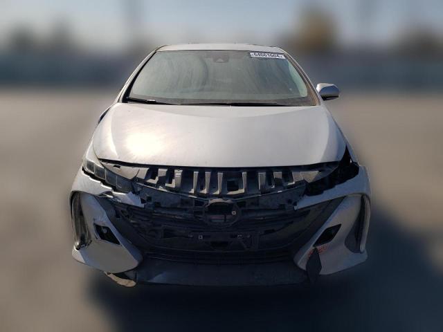 Хэтчбеки TOYOTA PRIUS 2017 Серебристый