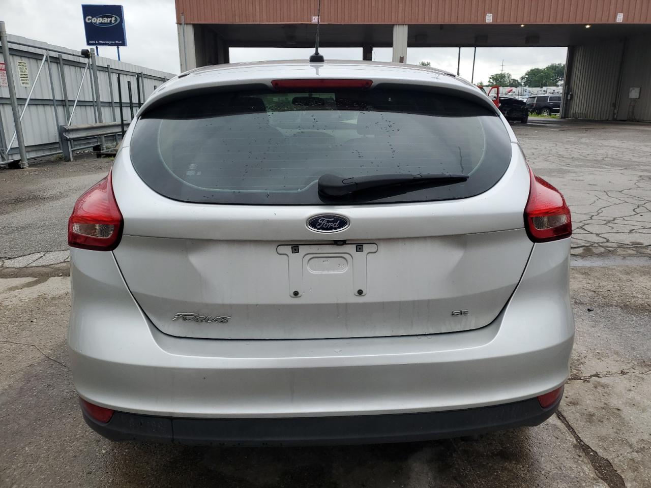 2018 Ford Focus Se VIN: 1FADP3K21JL315327 Lot: 62226524