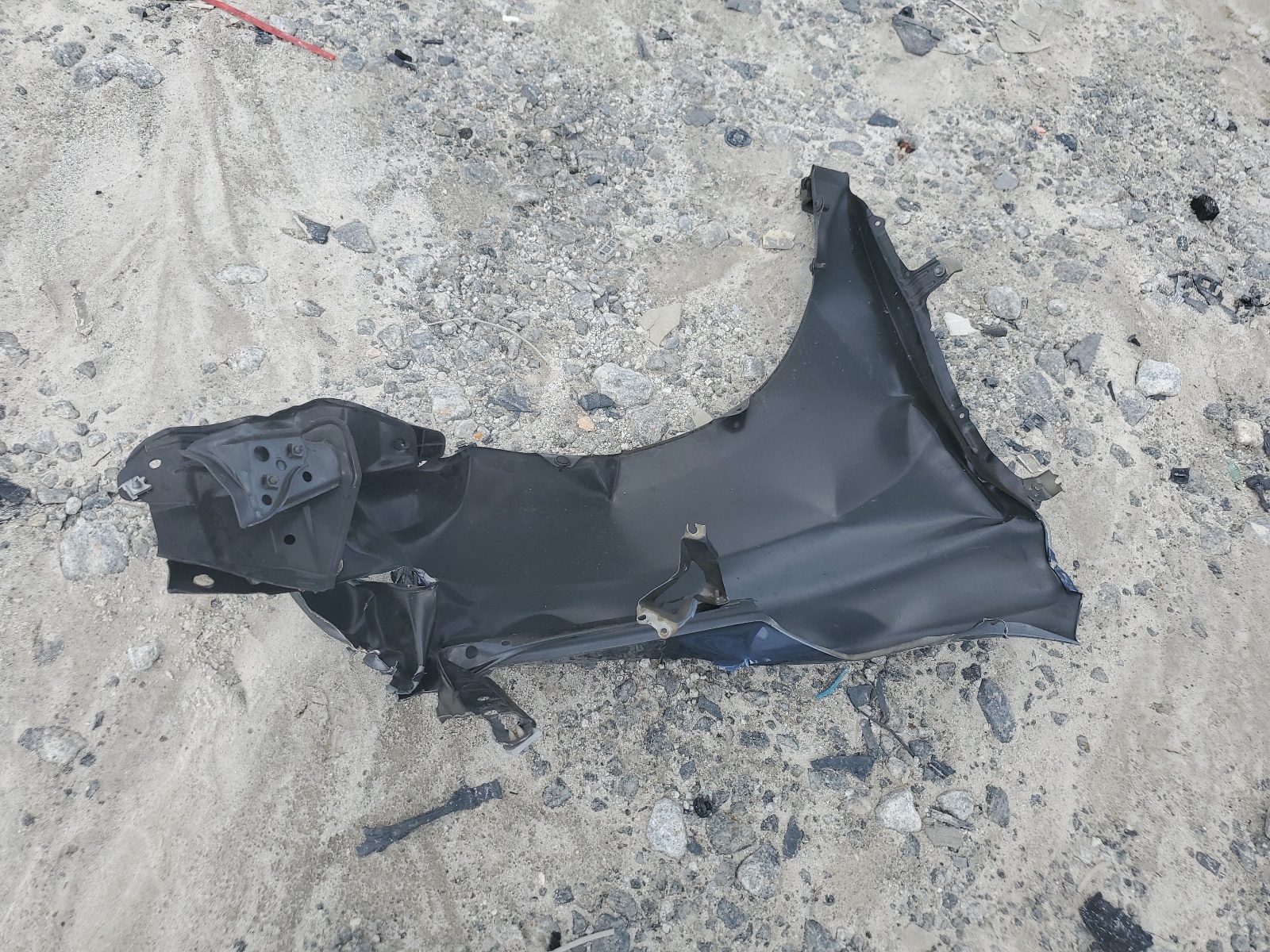 5TDZK3EH1BS024390 2011 Toyota Highlander Base