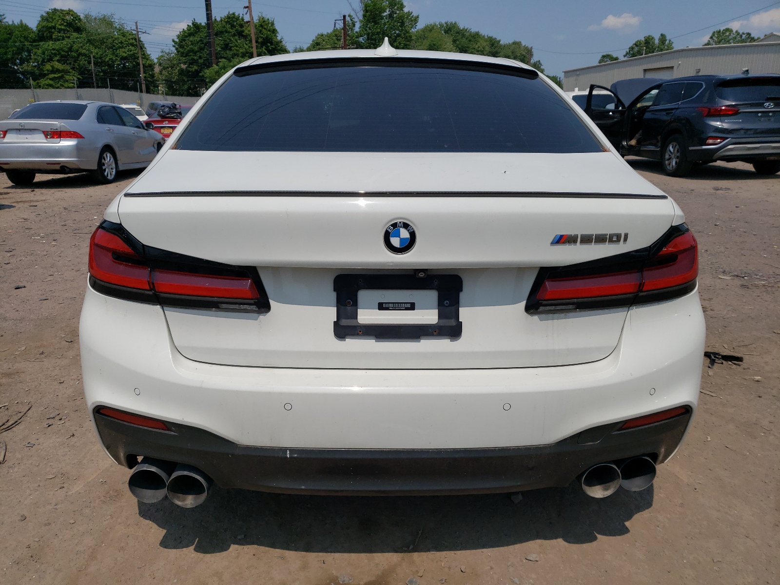 2018 BMW M550Xi vin: WBAJB9C50JB286557