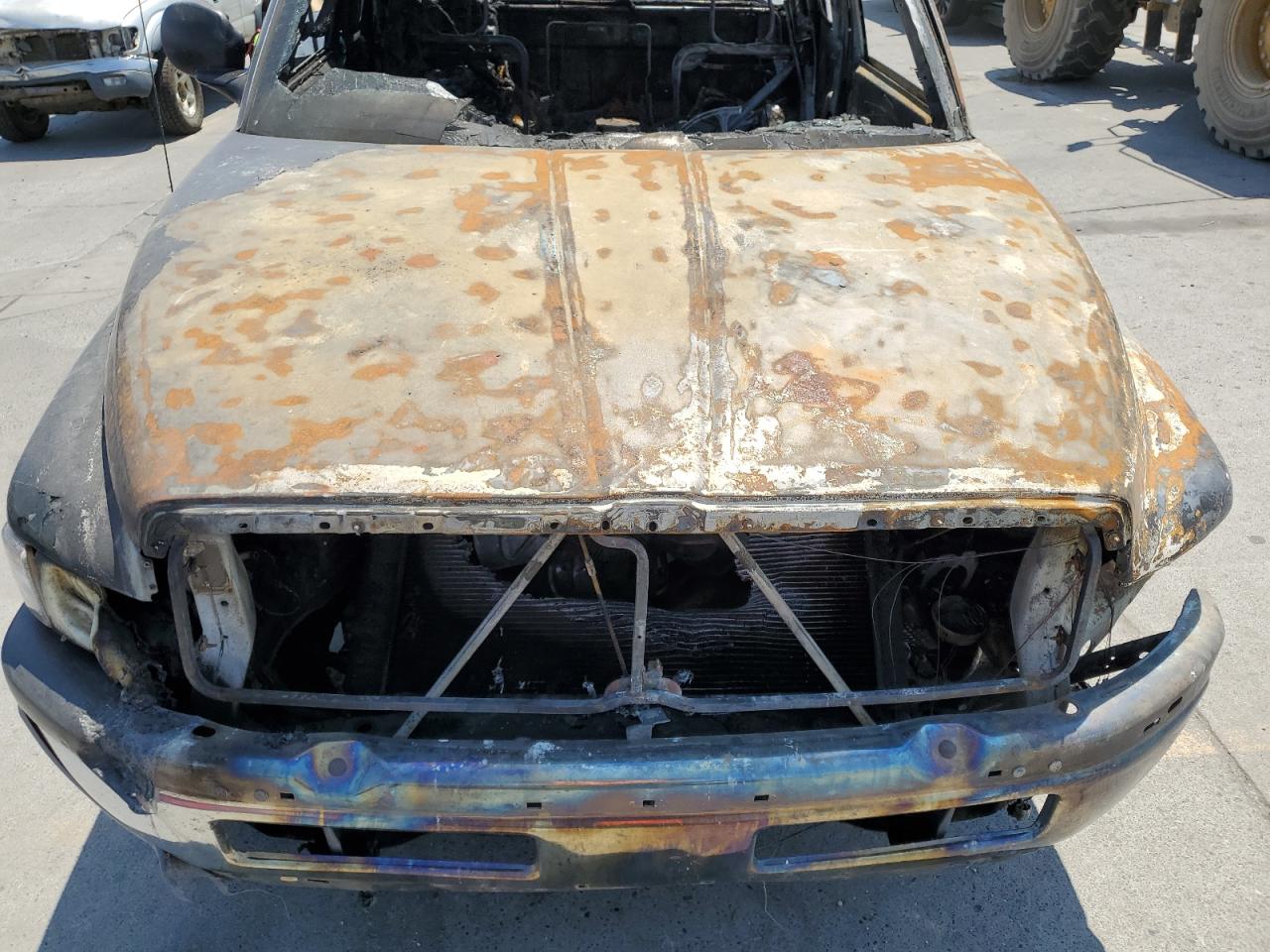 2000 Dodge Ram 1500 VIN: 3B7HF13ZXYM225584 Lot: 64113424