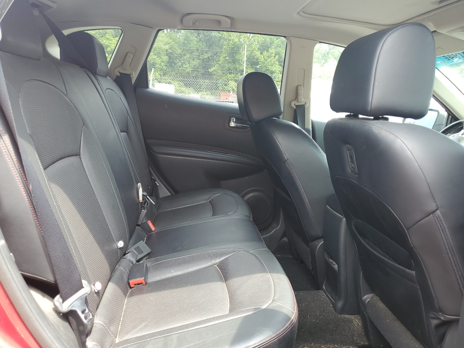 JN8AS5MV7CW368585 2012 Nissan Rogue S