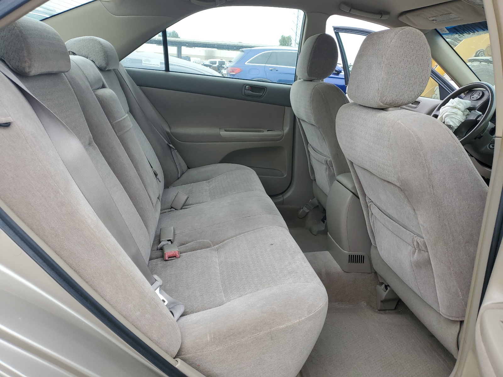 JTDBE32K040295259 2004 Toyota Camry Le