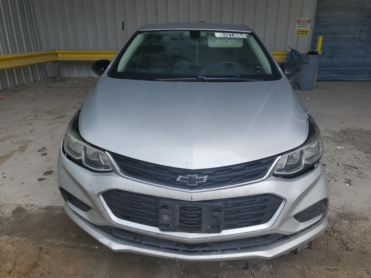 2018 Chevrolet Cruze - Image 5