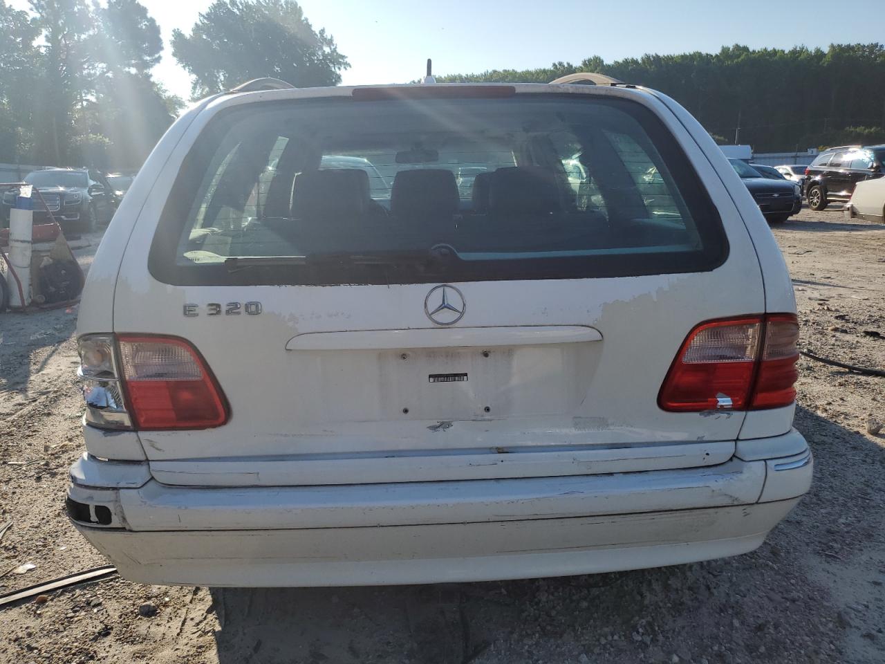 2002 Mercedes-Benz E 320 VIN: WDBJH65J02B450805 Lot: 62661184