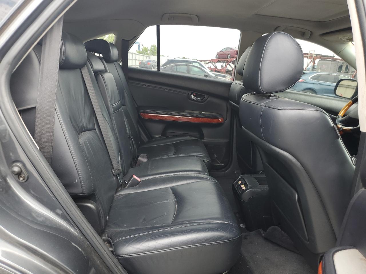 2005 Lexus Rx 330 VIN: 2T2HA31U35C045963 Lot: 63164824