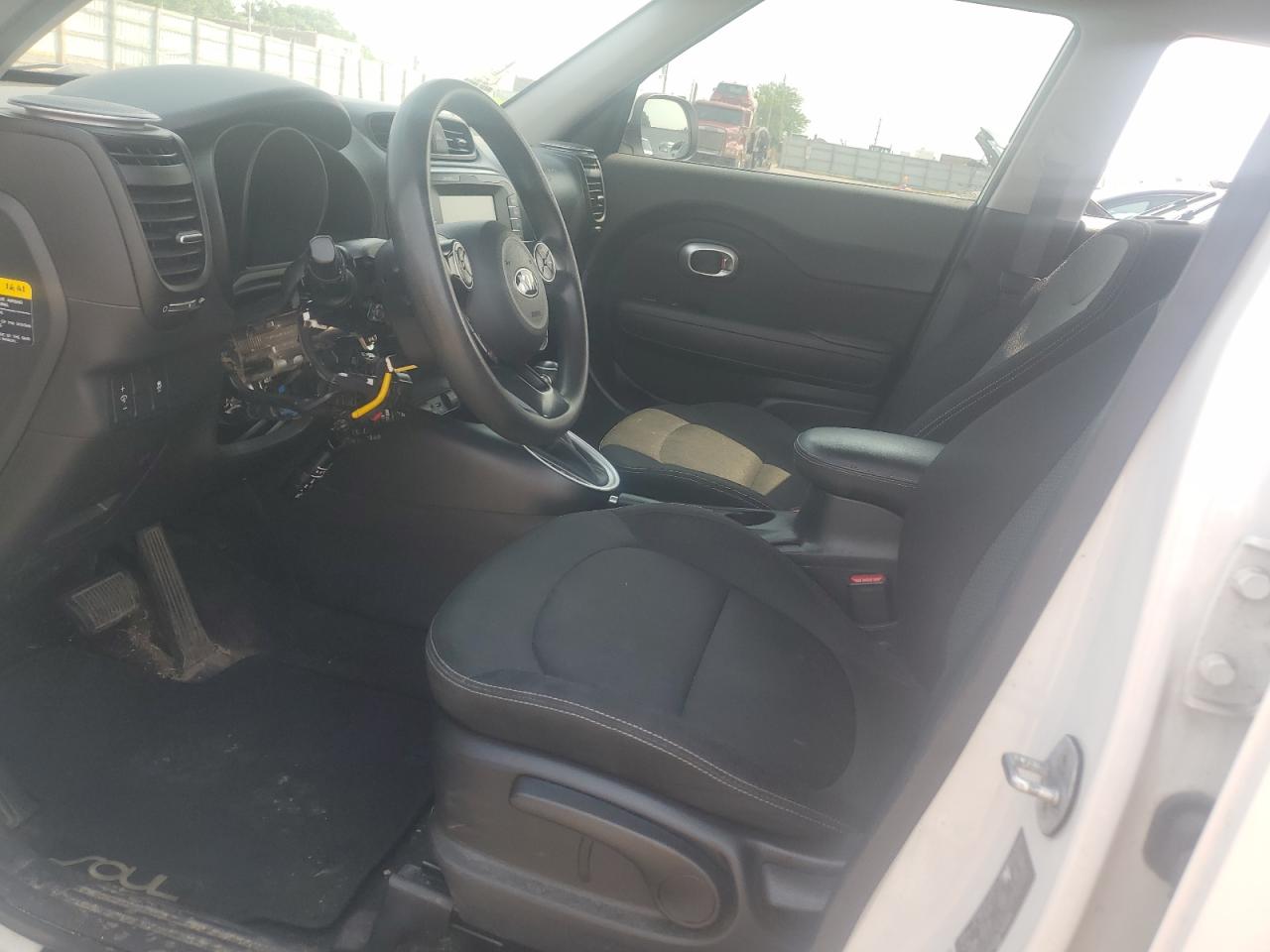 KNDJP3A53K7919304 2019 Kia Soul +