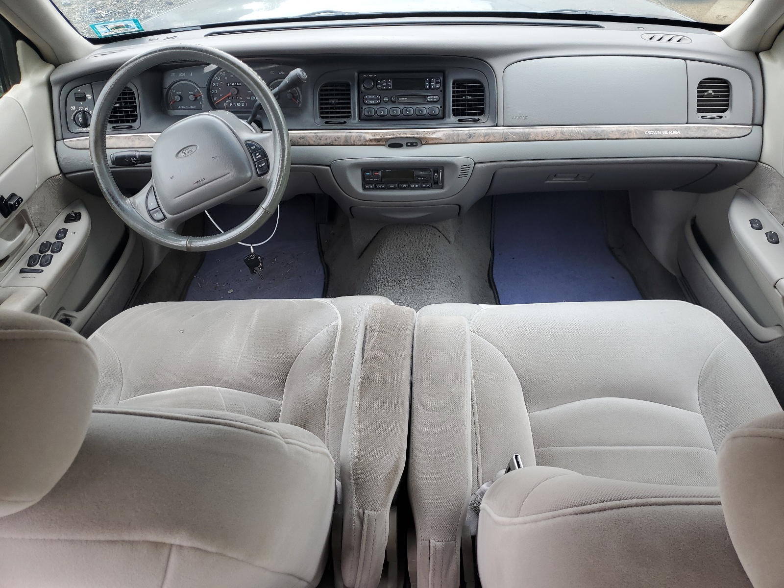 2FAFP74W7XX183654 1999 Ford Crown Victoria Lx