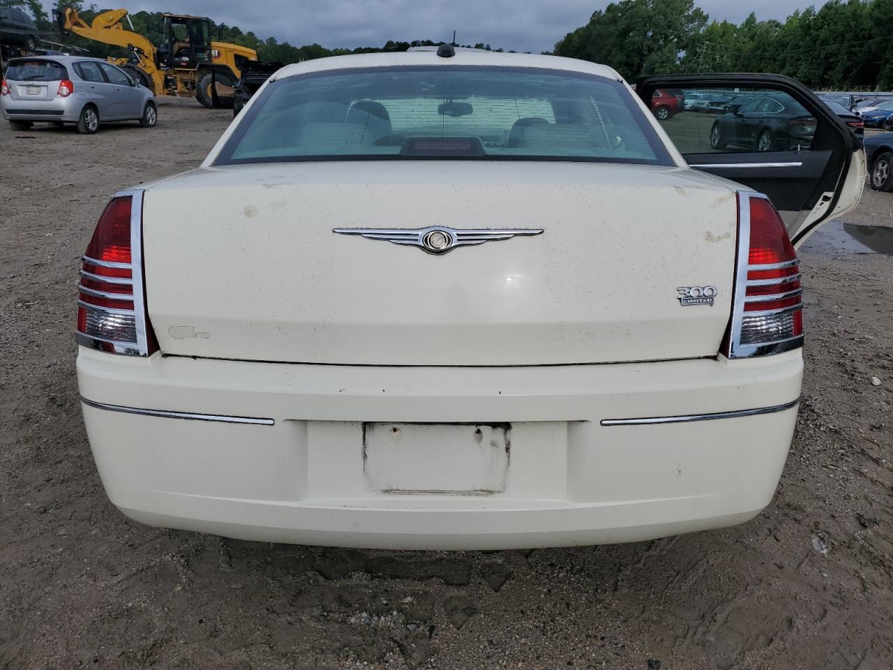 2C3AA53G75H644724 2005 Chrysler 300 Touring