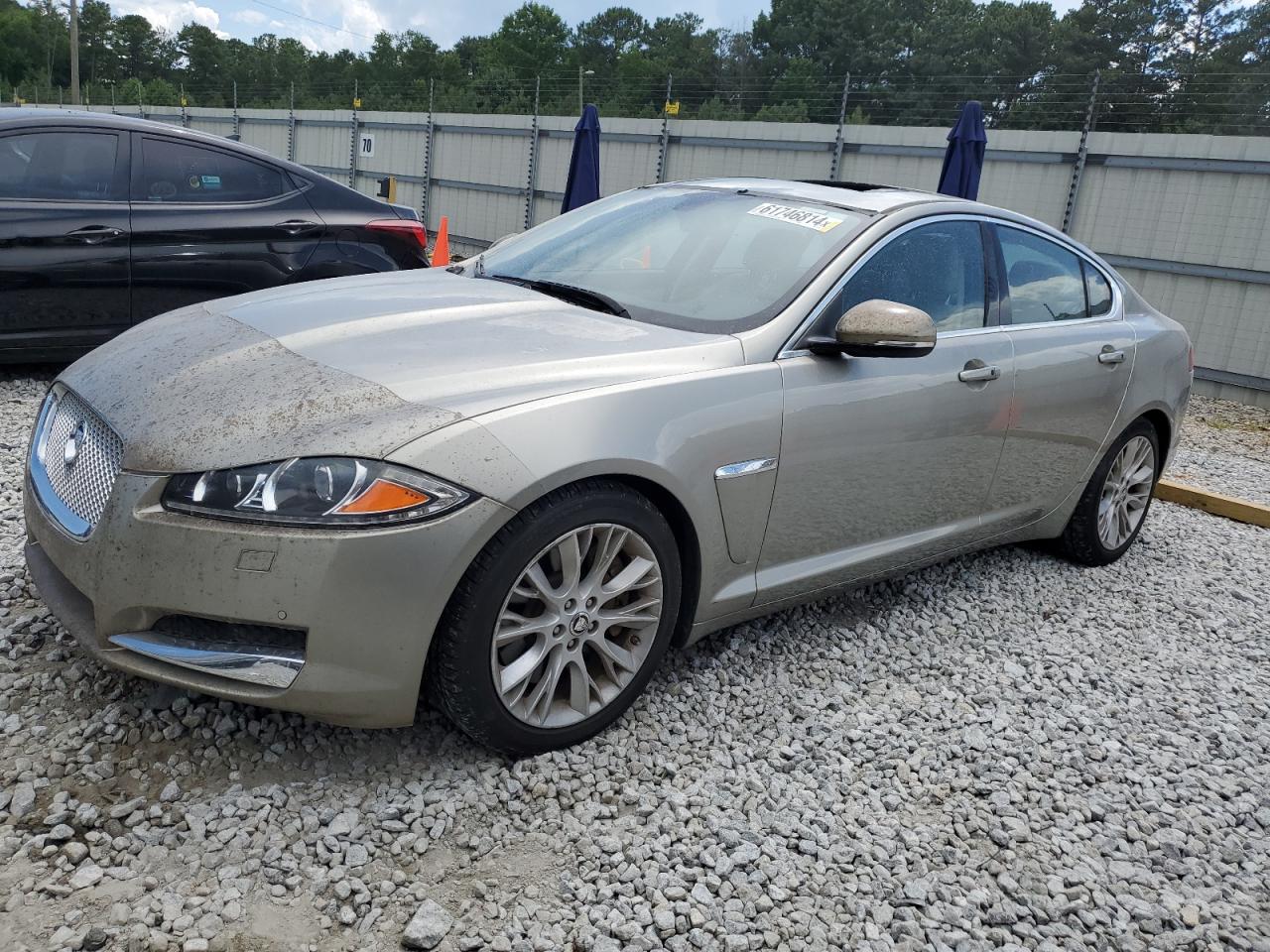 2013 Jaguar XF - Image 1