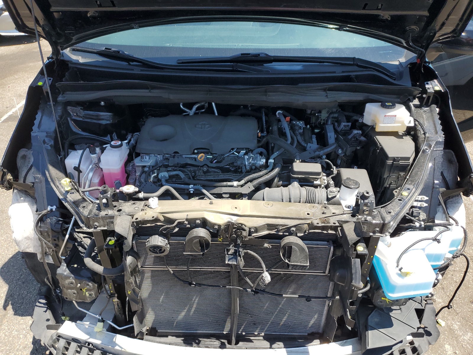 5TDKRKEC5NS107241 2022 Toyota Sienna Le