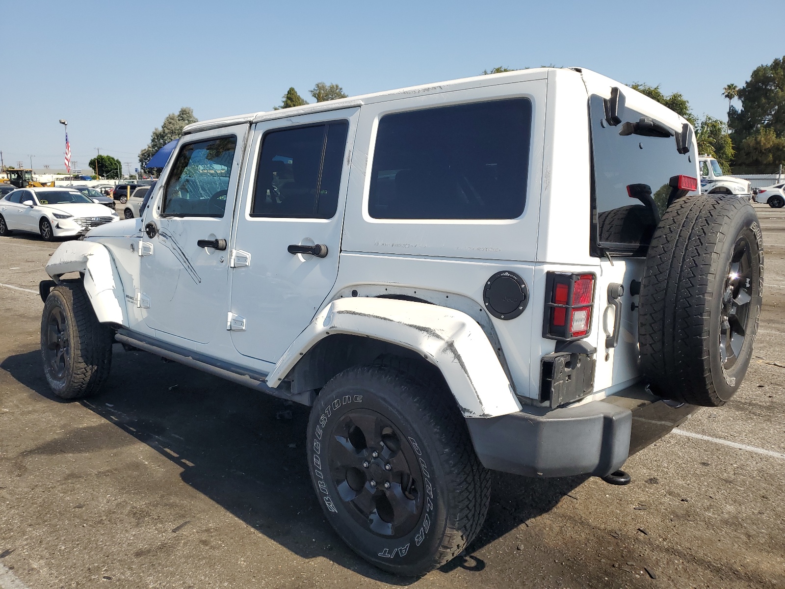 2015 Jeep Wrangler Unlimited Sahara vin: 1C4BJWEG9FL663797