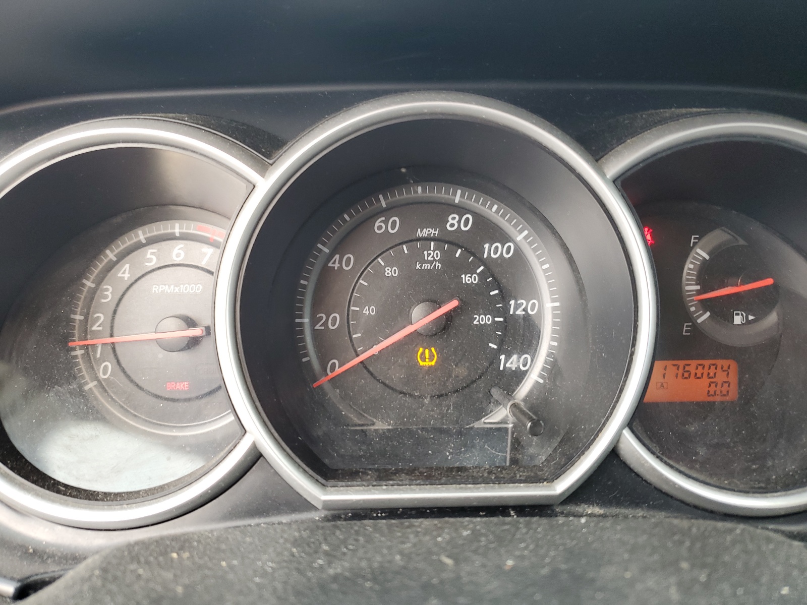 3N1BC1AP6BL469619 2011 Nissan Versa S