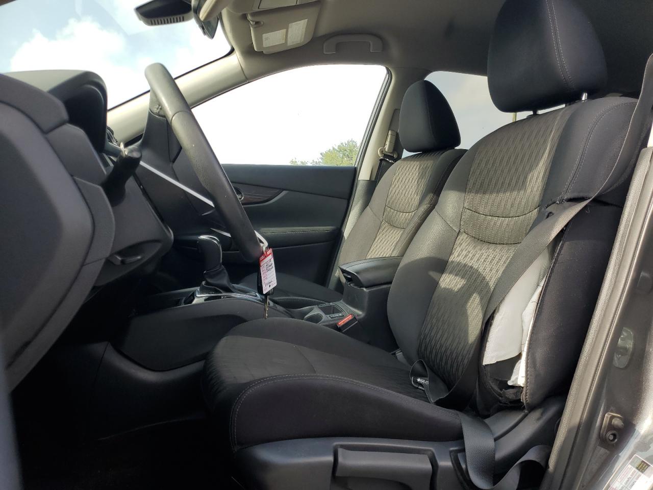 2019 Nissan Rogue S VIN: 5N1AT2MT1KC744005 Lot: 64585224