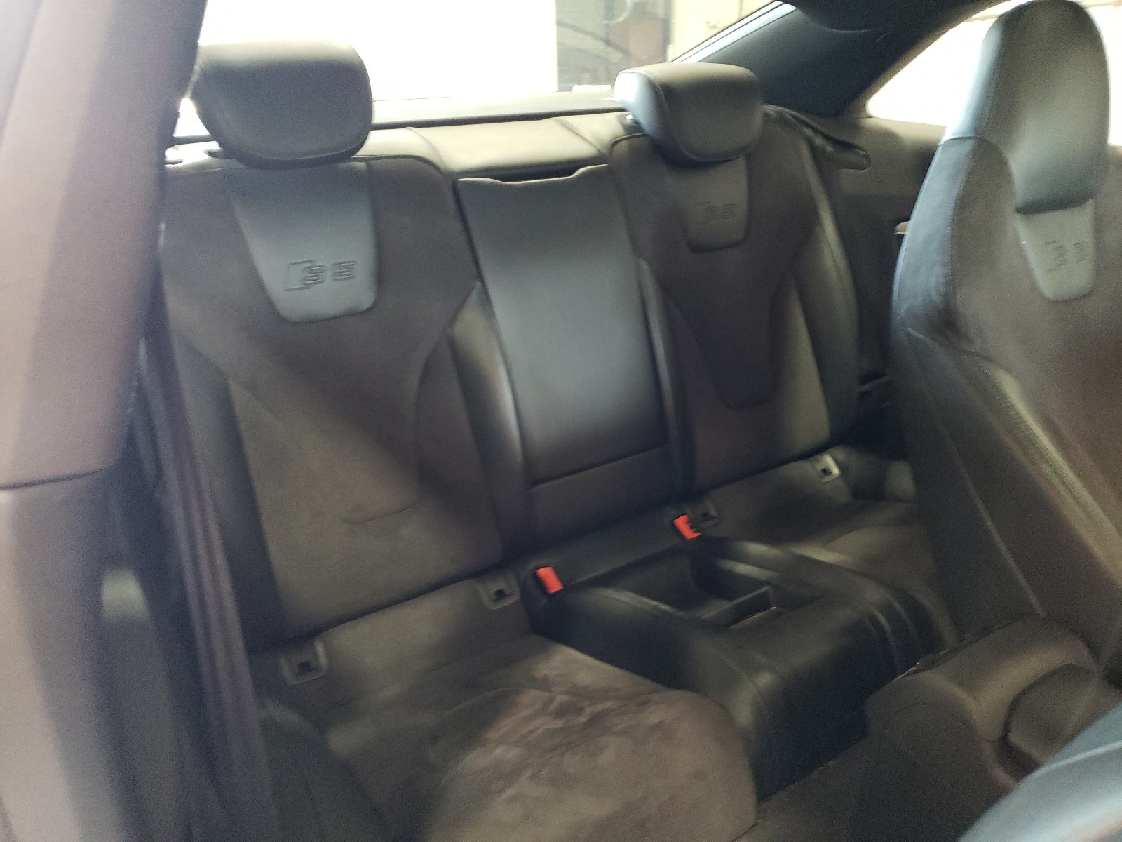 WAUVVAFR6BA057039 2011 Audi S5 Prestige