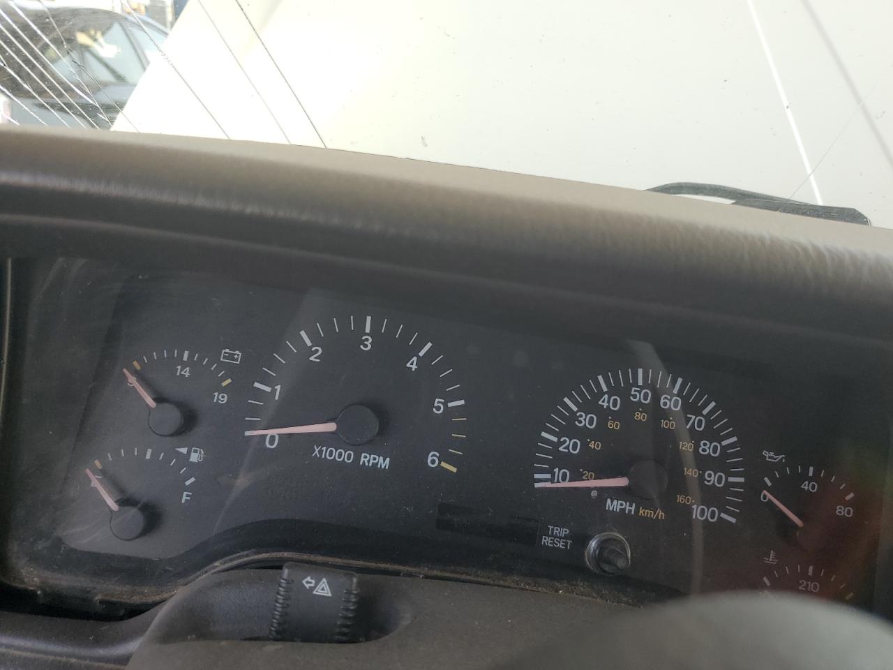 2001 Jeep Cherokee Sport VIN: 1J4FF48S91L578503 Lot: 63562144