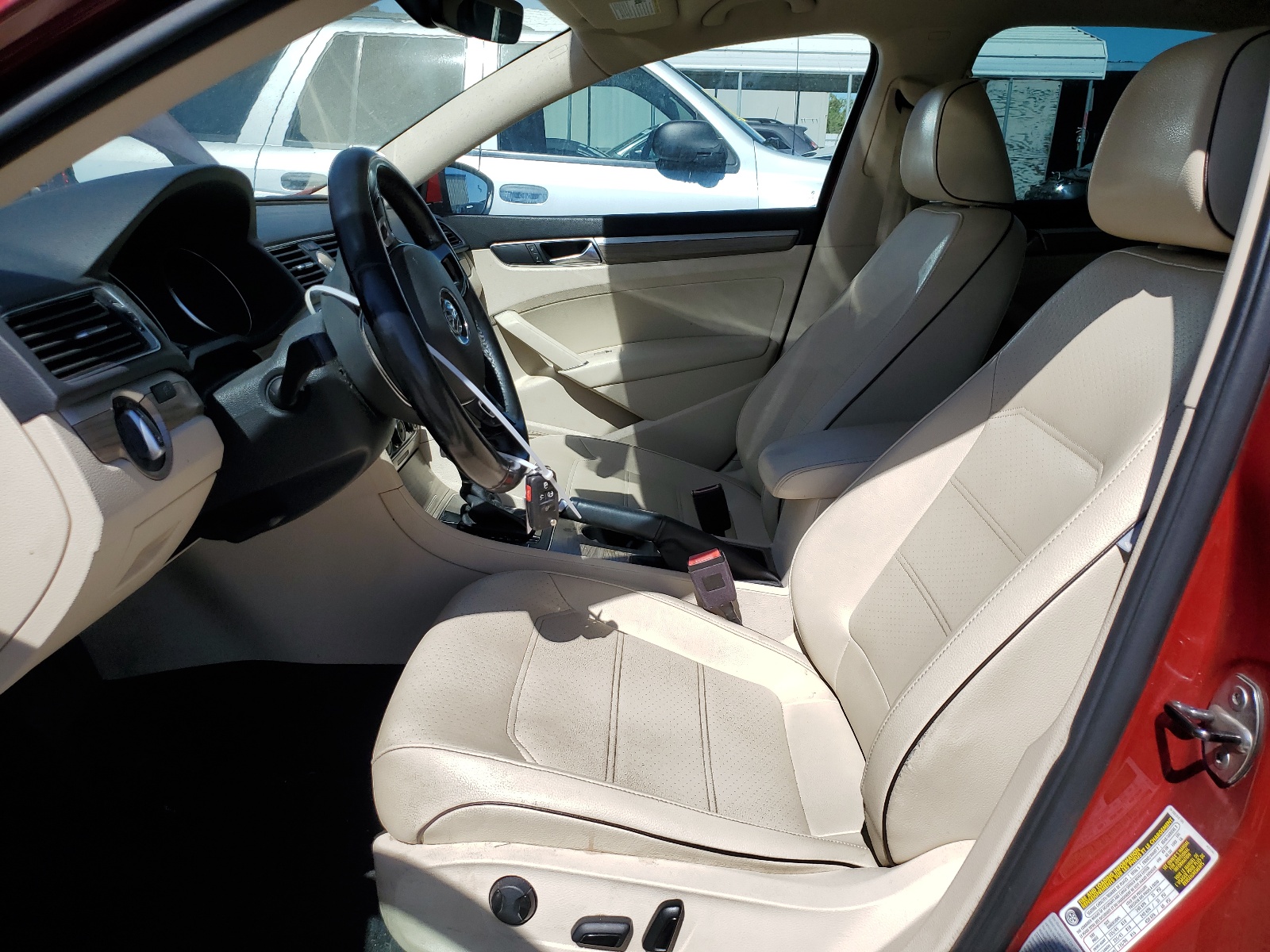 1VWGT7A30HC059628 2017 Volkswagen Passat Se