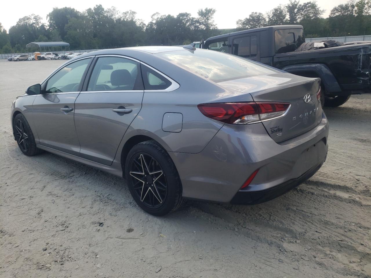 2018 Hyundai Sonata Se VIN: 5NPE24AF5JH687569 Lot: 63109164