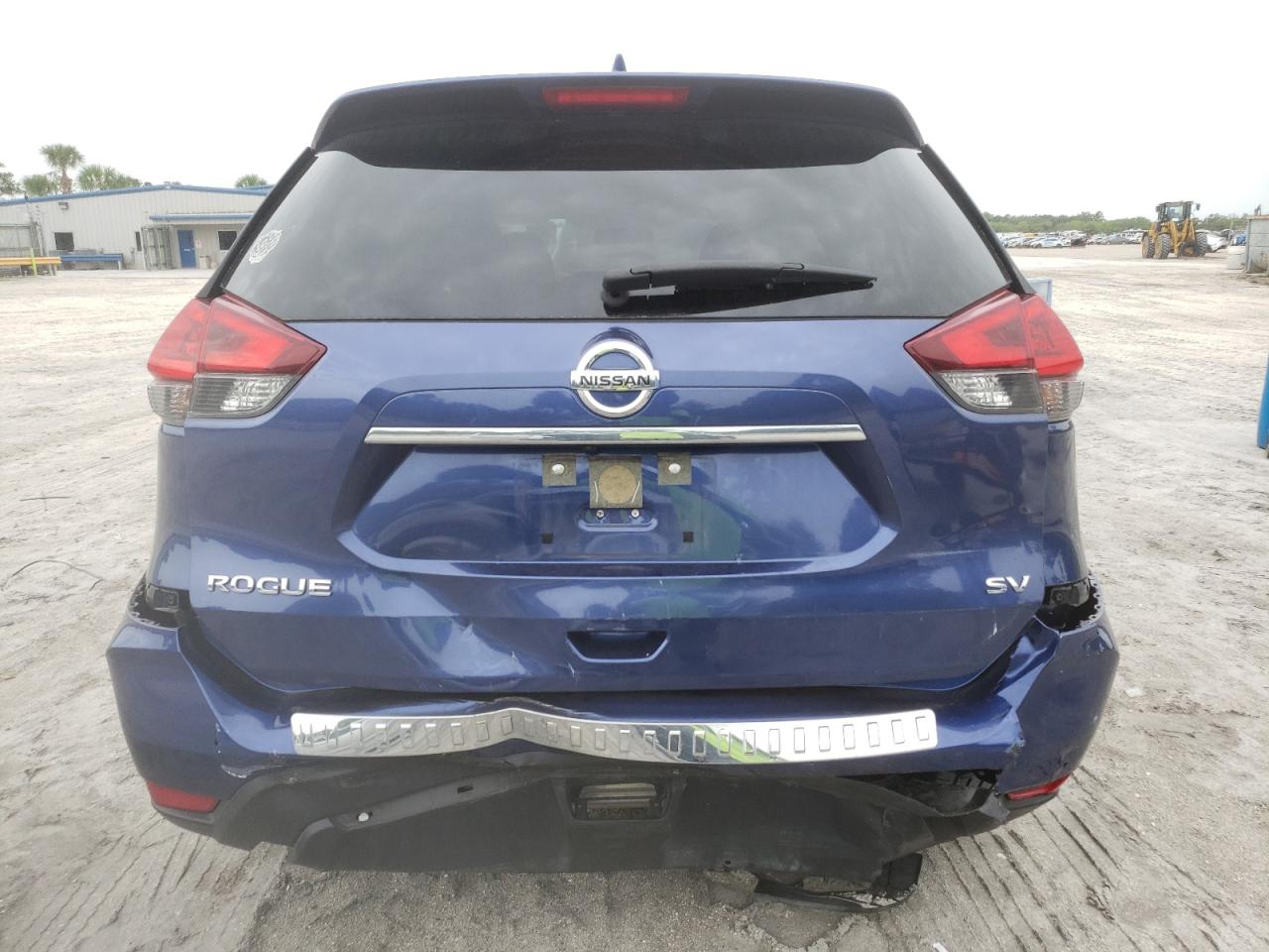 2018 Nissan Rogue S VIN: JN8AT2MT7JW468886 Lot: 62698264