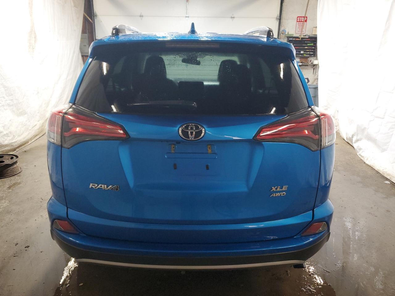 2017 Toyota Rav4 Xle VIN: 2T3RFREV4HW675419 Lot: 61624274