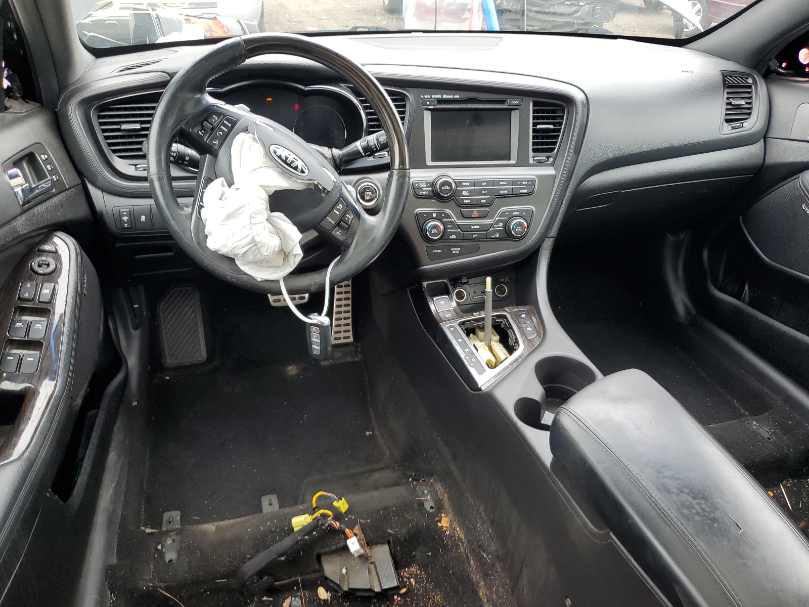 5XXGR4A61DG218032 2013 Kia Optima Sx