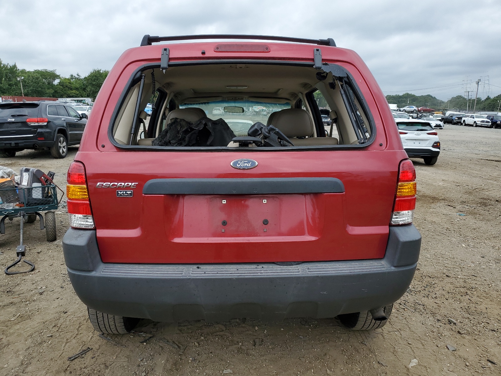 1FMYU93173KB22469 2003 Ford Escape Xlt