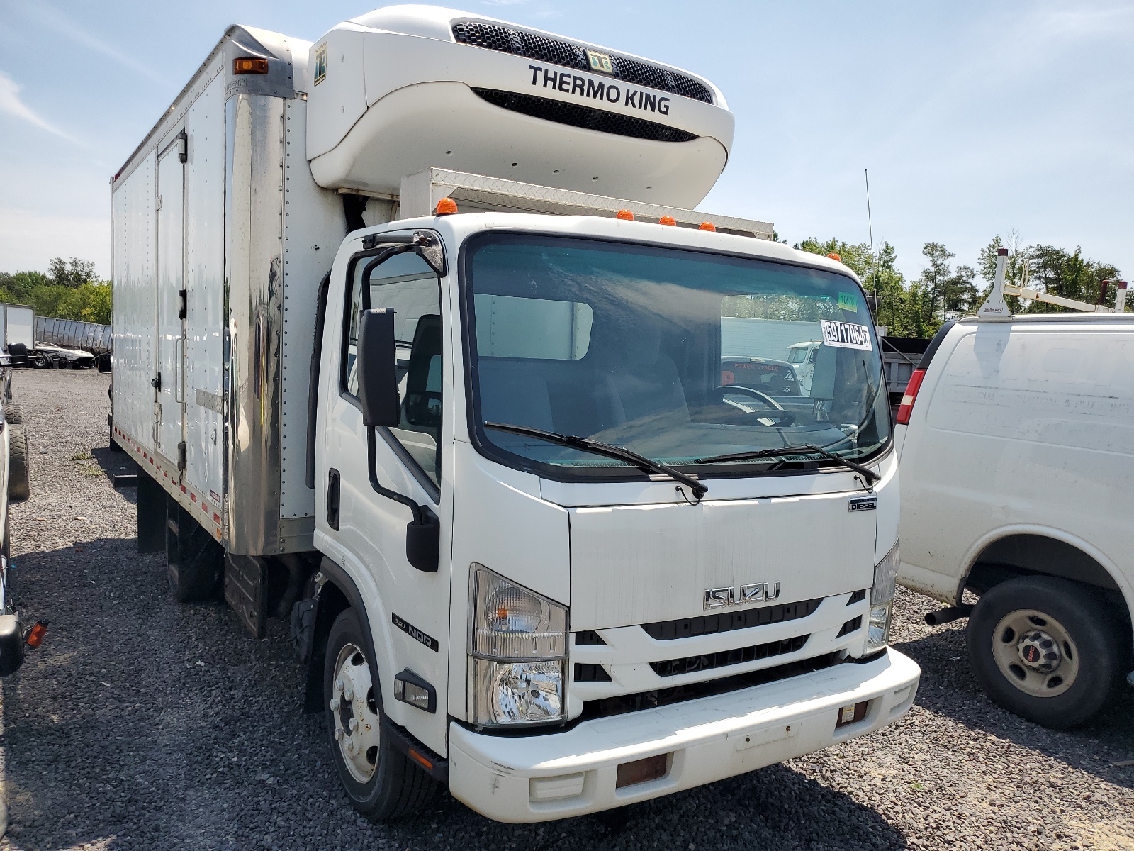 JALE5W168H7900871 2017 Isuzu Nqr