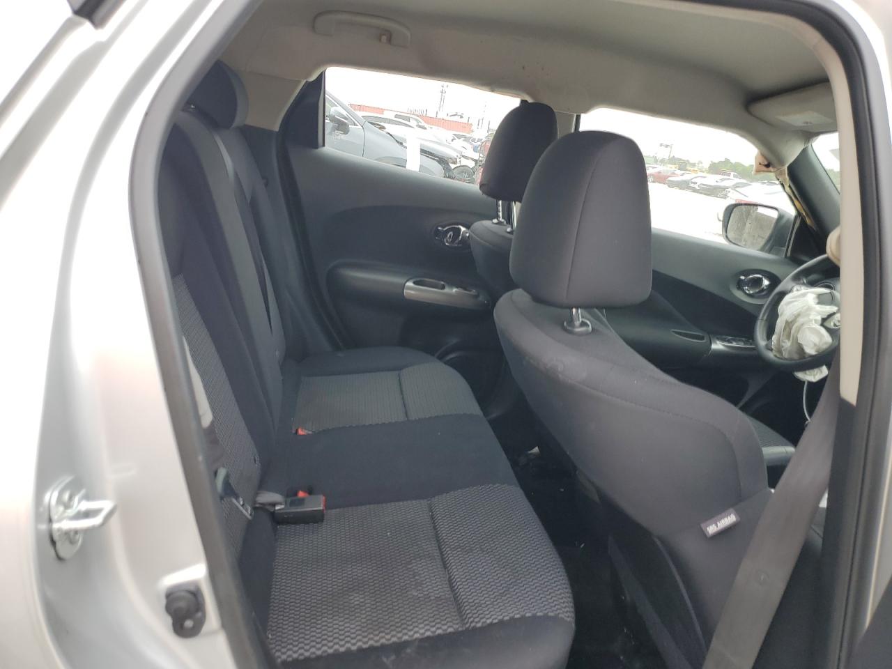 2016 Nissan Juke S VIN: JN8AF5MR9GT607035 Lot: 62864964