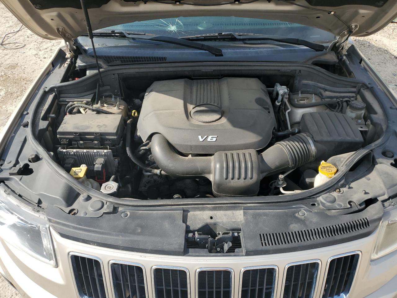 1C4RJEBG7EC580803 2014 Jeep Grand Cherokee Limited