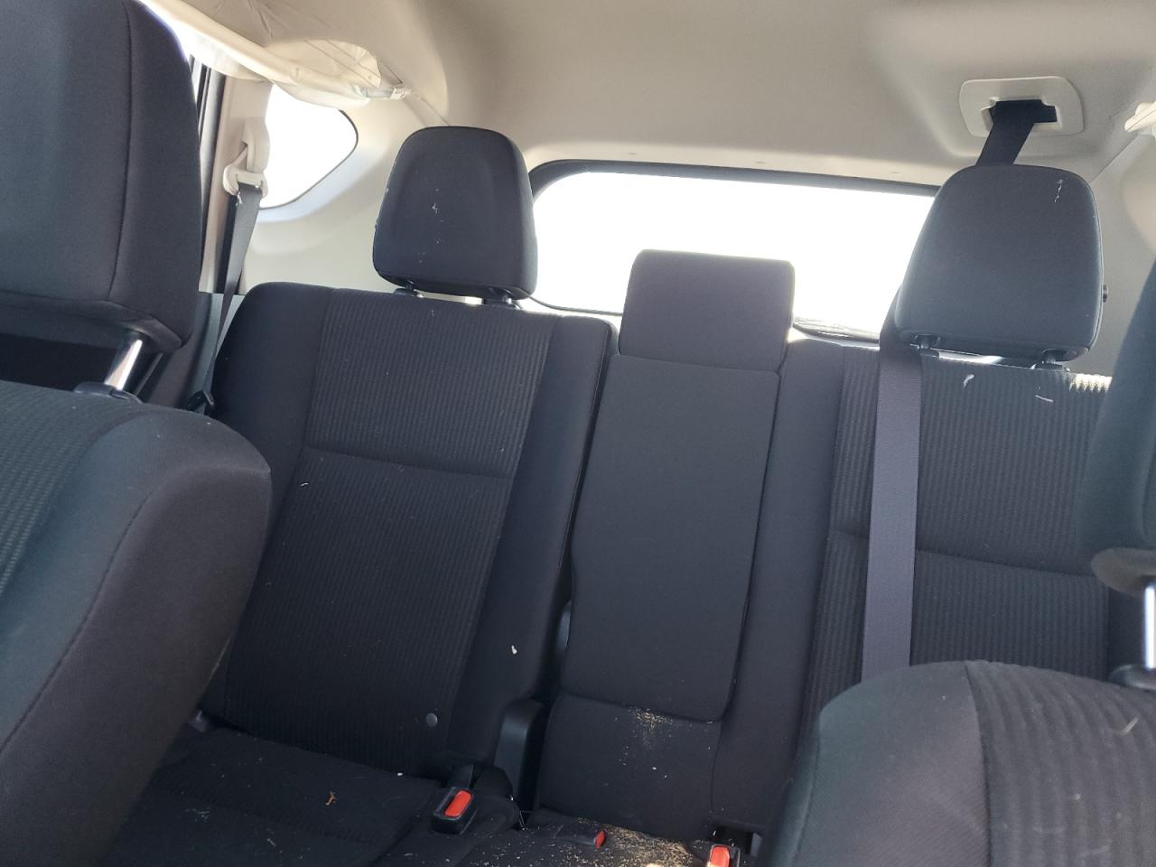 2017 Toyota Rav4 Le VIN: JTMZFREV6HJ111012 Lot: 62066604