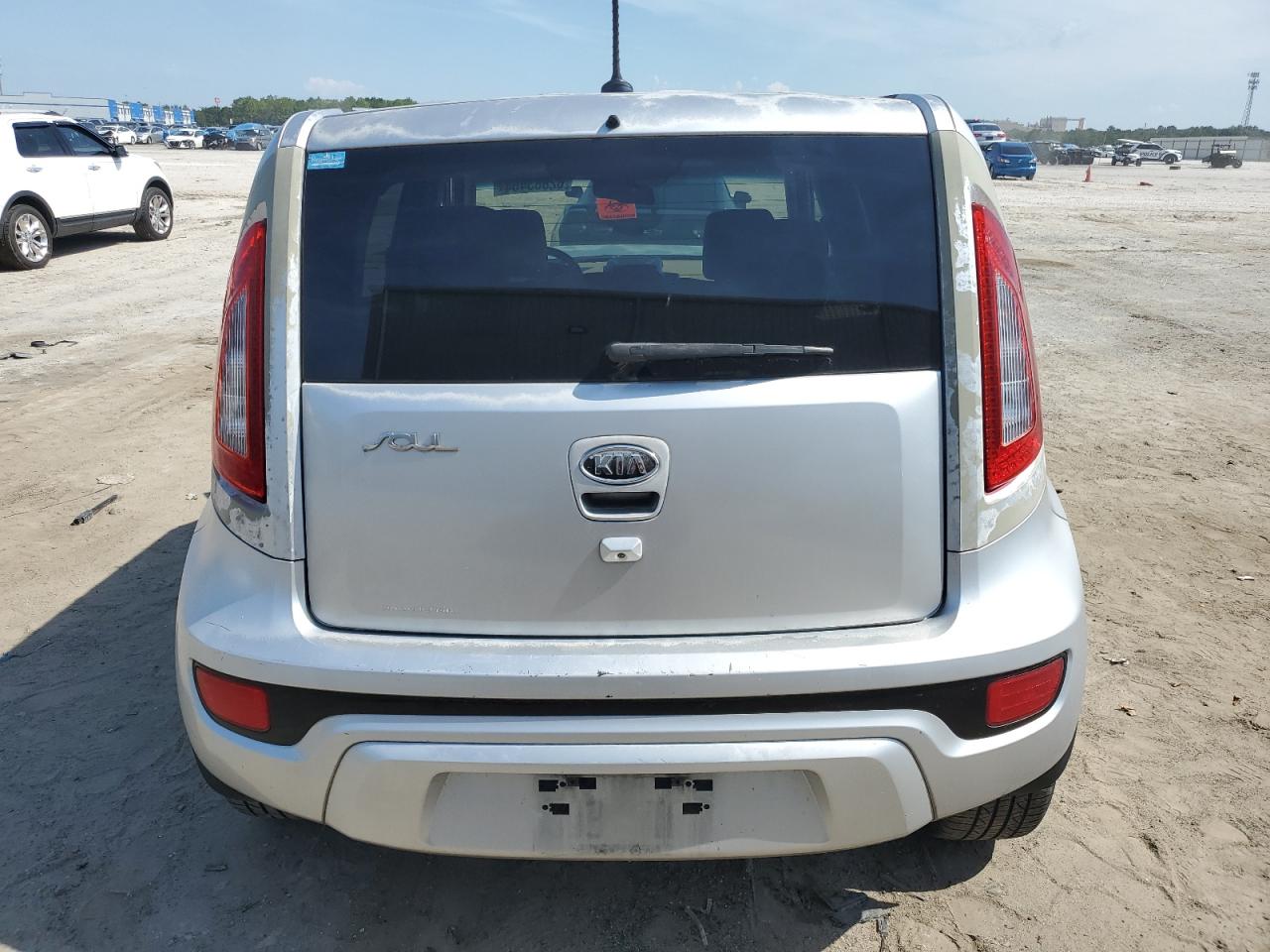 2012 Kia Soul + VIN: KNDJT2A61C7477512 Lot: 62883464