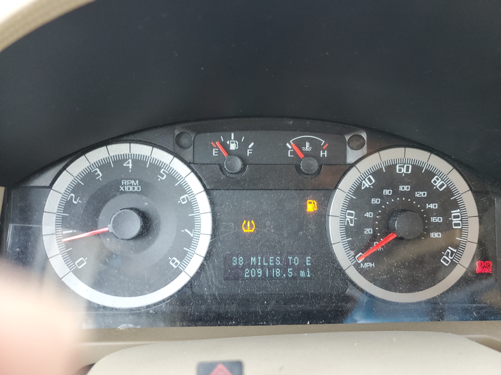 1FMCU93G69KB77437 2009 Ford Escape Xlt