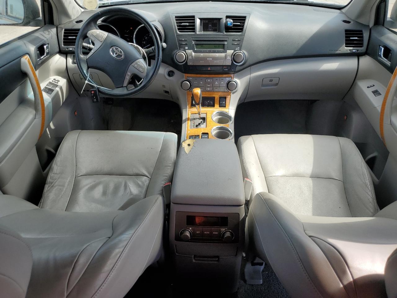 2008 Toyota Highlander Hybrid Limited VIN: JTEEW44A182011812 Lot: 63506174