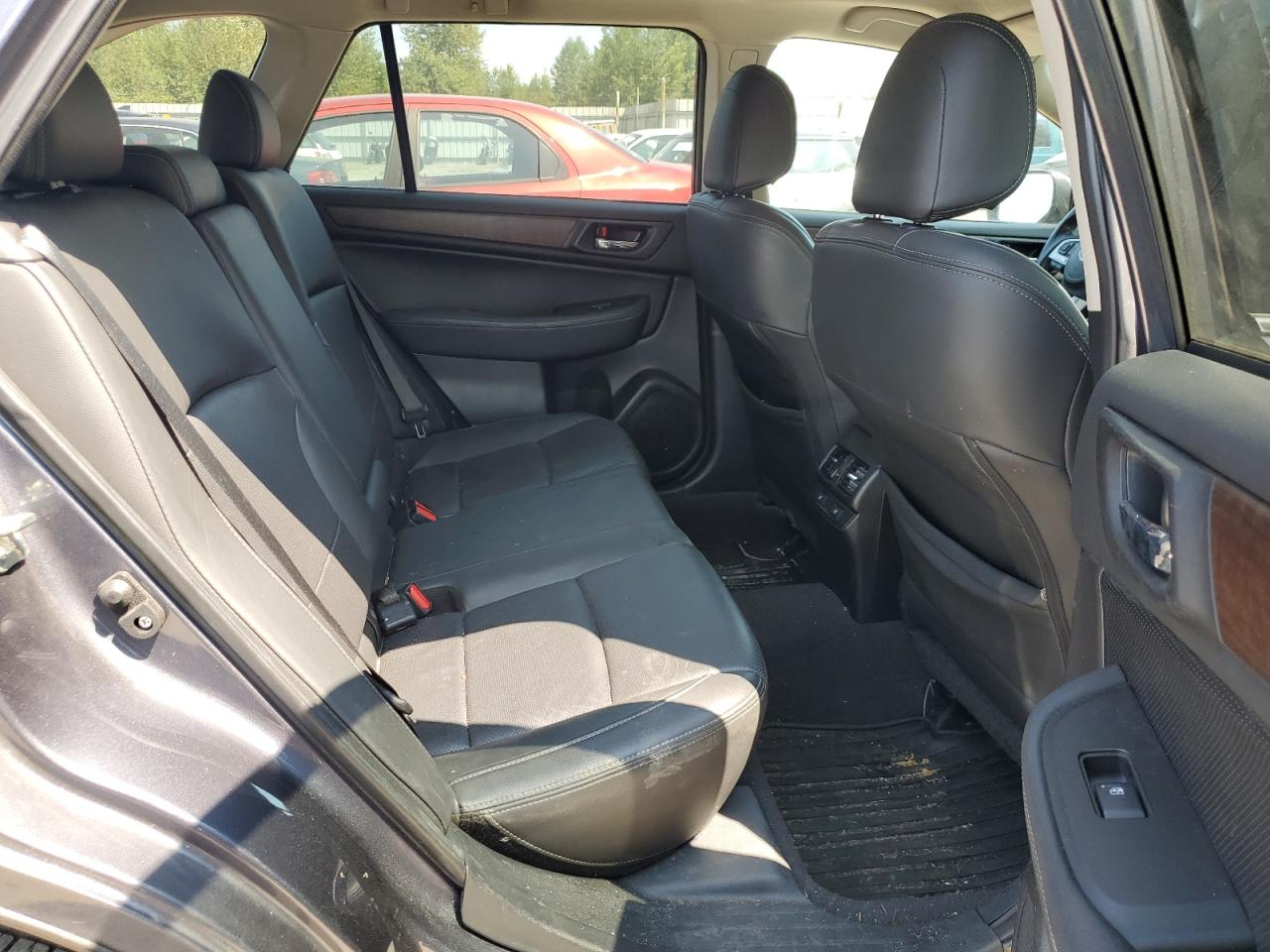 2015 Subaru Outback 2.5I Limited VIN: 4S4BSANC5F3358225 Lot: 64111214