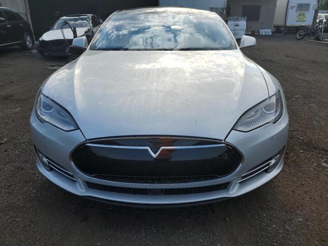  TESLA MODEL S 2015 Сріблястий