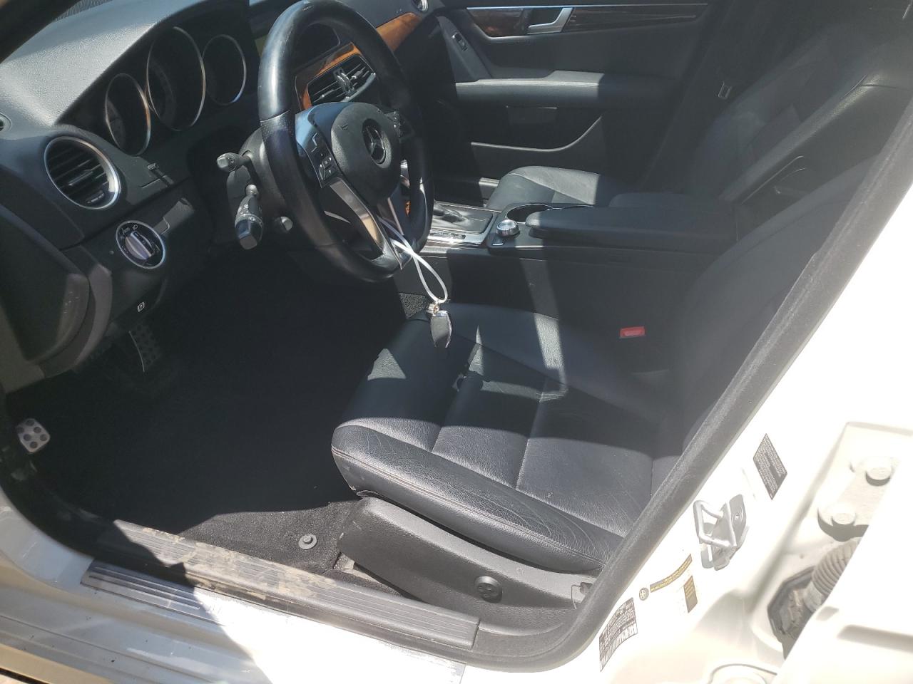 2012 Mercedes-Benz C 300 4Matic VIN: WDDGF8BB2CA600601 Lot: 63014134