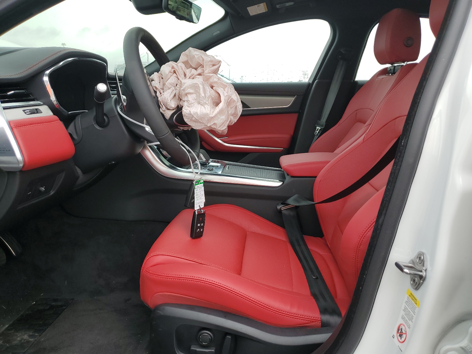 SAJBL4GX8RCY95695 2024 Jaguar Xf R-Dynamic Se