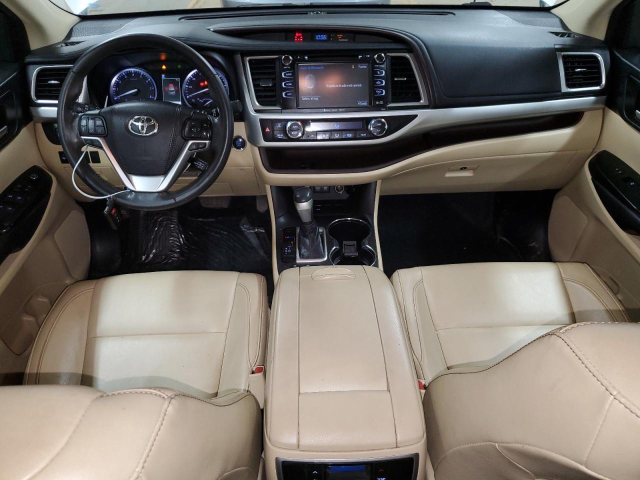 2018 Toyota Highlander Se VIN: 5TDKZRFH5JS536439 Lot: 65092274