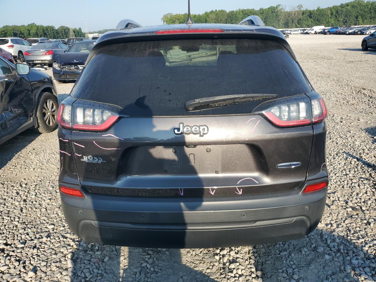 2019 Jeep Cherokee Latitude Plus VIN: 1C4PJLLB0KD395898 Lot: 62537084