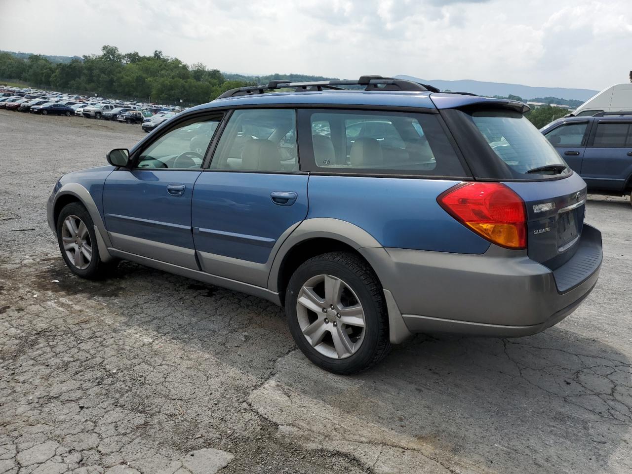 2007 Subaru Outback - Image 2