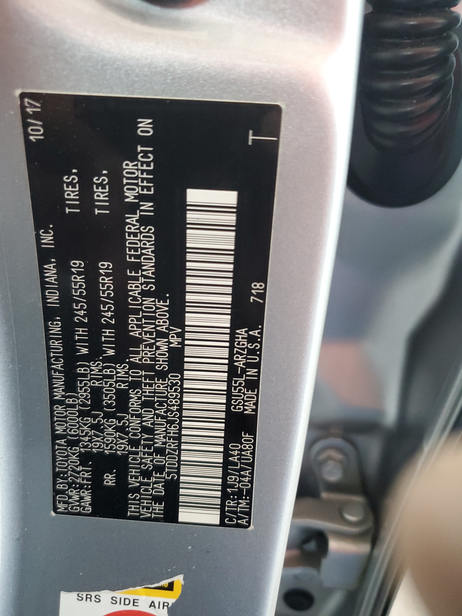 5TDDZRFH6JS489530 2018 Toyota Highlander Limited