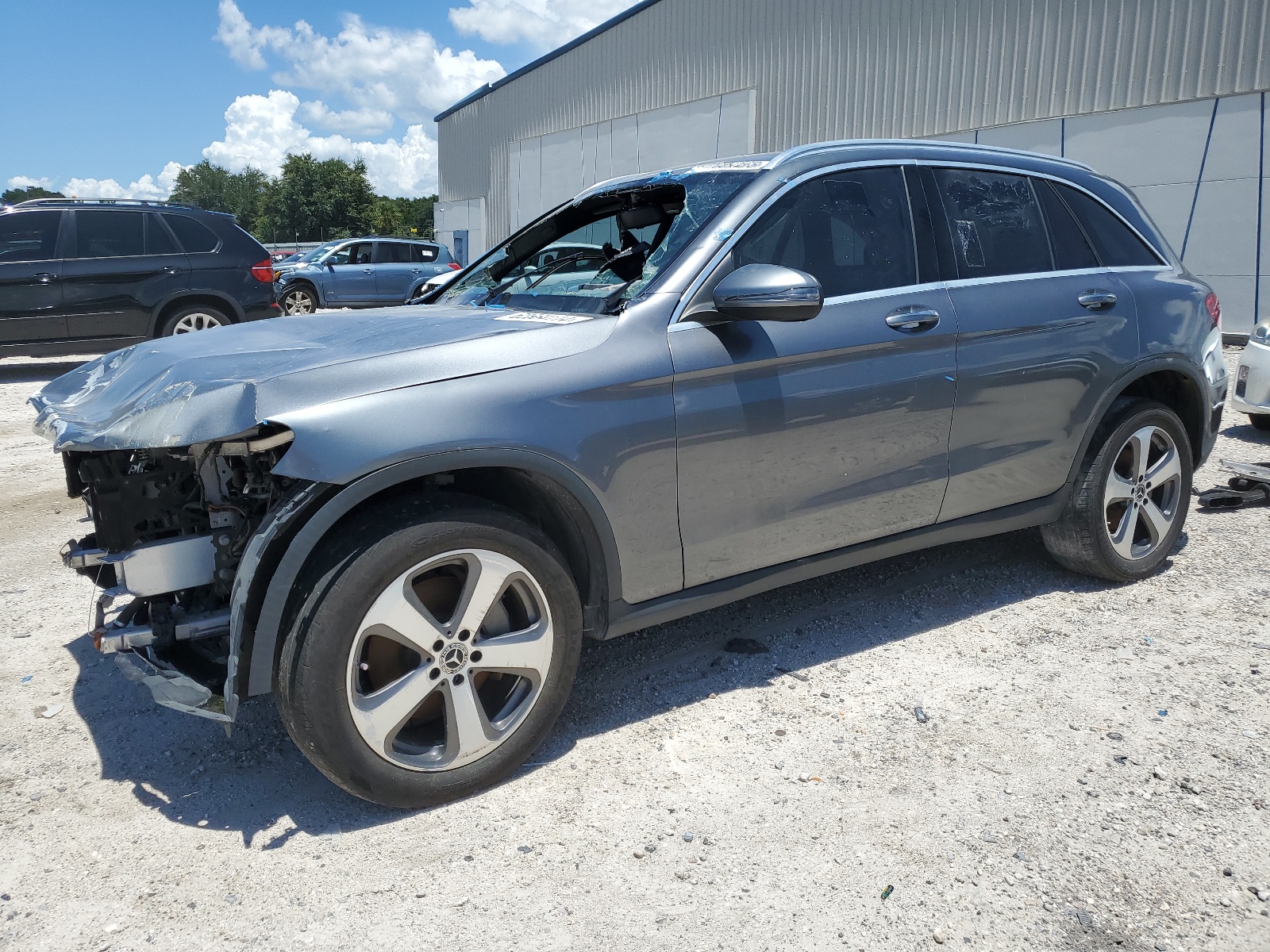 2019 Mercedes-Benz Glc 300 vin: WDC0G4JB9KV143645