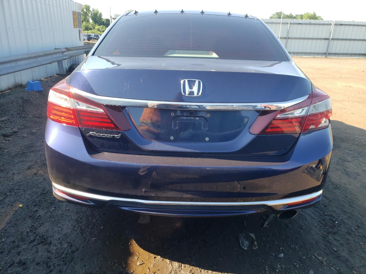 1HGCR2F35HA156980 2017 Honda Accord Lx 1HGCR2F35HA156980 2017 Honda Accord Lx